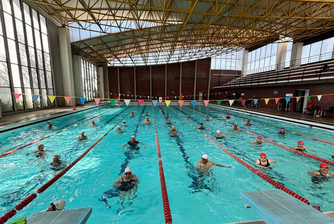 La alcaldesa Alessandra Rojo de la Vega anunció la apertura de albercas públicas en la demarcación durante Semana Santa, como una opción gratuita para familias que se quedan en la ciudad. FOTO: Especial