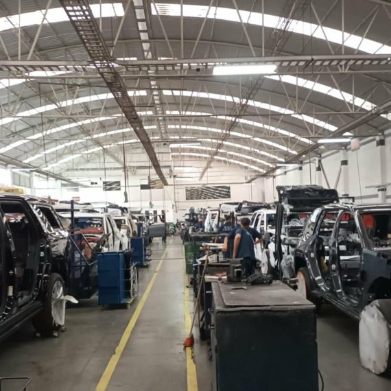 Esteban Hernández López, presidente de la Asociación Mexicana de Blindaje de Automotores (AMBA),. FOTOS: Especial