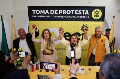 Diputada Nora Arias, líder el PRD CDMX, reconoce las décadas de trabajo de Ceci Ocampo, a favor de la población en la demarcación territorial.