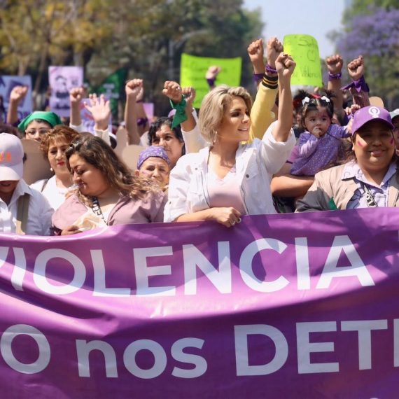 En un mensaje público, la también coordinadora de los diputados del PRD en el Congreso de la Ciudad de México conmemoró así el Día Internacional de la mujer, fecha mundial para recordar la lucha histórica de las mujeres por la igualdad de derechos, la justicia, la paz y el desarrollo. FOTO: Facebook Nora Arias