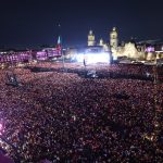 La artista latina más grande de todos los tiempos, Shakira, cerró en lo más alto su exitosa gira por México con Las Mujeres Ya No Lloran World Tour. Más de 400 mil fans se congregaron en el Zócalo de la Ciudad de México, la Alameda y el Monumento a la Revolución, para acompañar a la estrella colombiana durante una memorable cita que quedará registrada en la historia musical de la ciudad. FOTOS: Especial