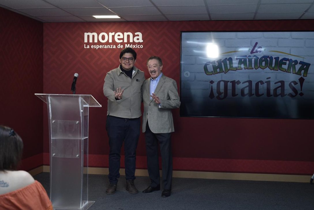 Con la novedad de que Morena… ¡sí tiene presidente en la Ciudad de México! Este domingo hizo su reaparición, después de casi dos meses, el que finge, perdón, funge oficialmente con ese cargo en la capital del país, Héctor Díaz Polanco. FOTOS: Especial