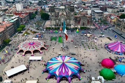 Inaugura Brugada ‘Zocalito de las Infancias', más de 100 actividades infantiles