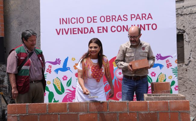 Con eso se reafirma como un gobierno de carácter social y busca saldar una deuda histórica de la izquierda con los capitalinos, un pendiente que lleva arrastrándose 30 años: el derecho a la vivienda