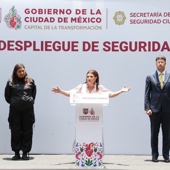 La jefa de Gobierno, Clara Brugada oootra vez salió al rescate de la alcaldesa de Azcapotzalco, Nancy Núñez: encabezó un operativo de seguridad en una de las zonas más críticas de la demarcación territorial: El Rosario. FOTO: Especial