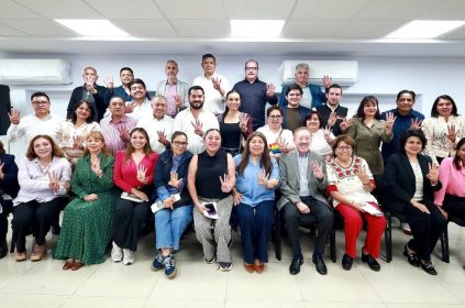 Cuando a finales de abril Héctor Díaz Polanco vio como caía de la presidencia nacional de su partido, Luisa Alcalde, en vez de poner sus barbas a remojar, comenzó a defender su posición como presidente de Morena en la Ciudad de México. En la estrategia, sacó el as de la manga que siempre tuvo, ese de 200 millones de pesos que lo apuntaló en el cargo. FOTO: Especial